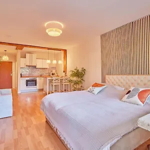 *design Nahe Frankfurt Bahnhof & Flughafen* Apartment Neu-Isenburg