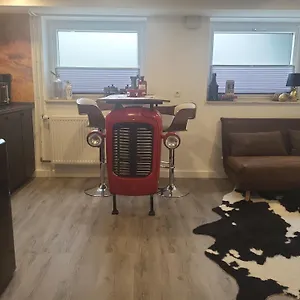 Bühl, Zentral Und Ruhig, Soutterain Apartment Bühl