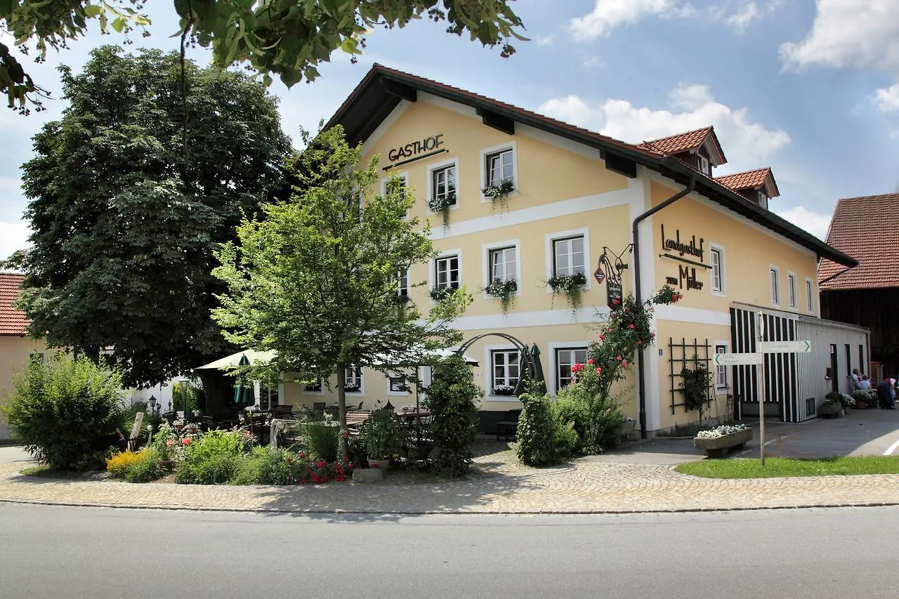 Landgasthof Zum Muller Ruderting Hotel
